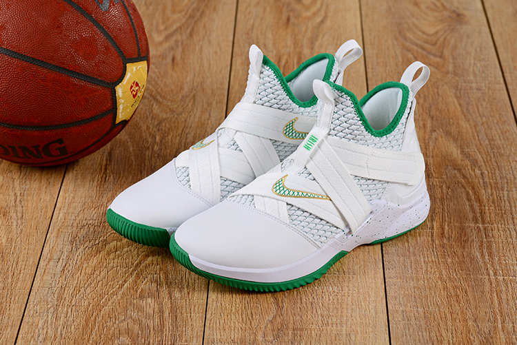 Men Nike Lebron James Soldier 12 White Green Shoes - Click Image to Close
